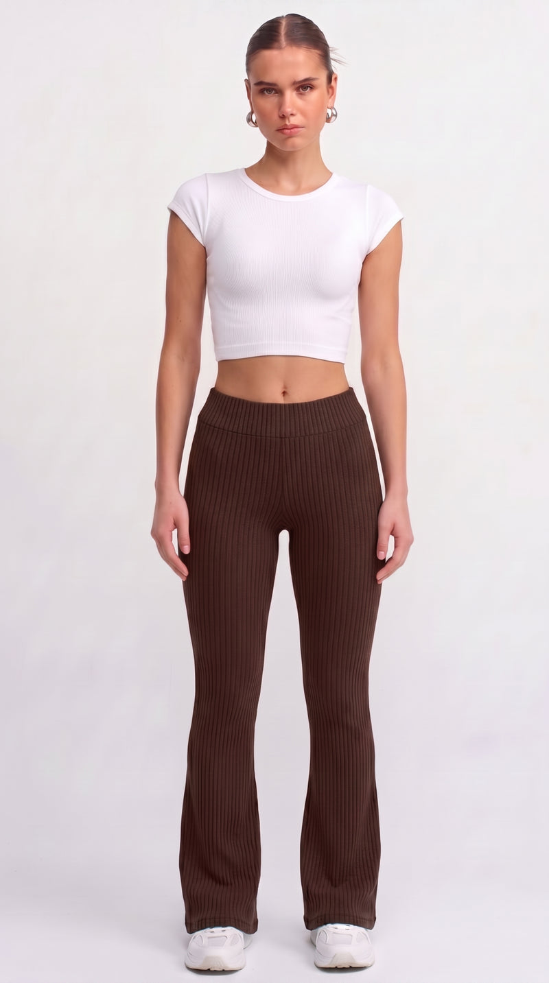 Ribbed Knit Flare Trousers - Brown